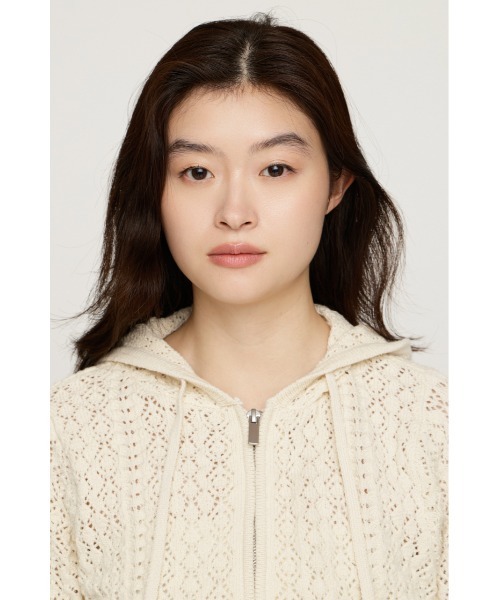 SLY(スライ)の「OPEN WORK ZIP HOODIE オープンワークジップフーディー 秋服 冬服(ニット/セーター・レディース・ブラック/バーガンディー/アイボリー・FREE)」の10枚目の写真