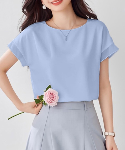 Doux Belle(ドゥーベル)の「ラウンドネック半袖ブラウス(シャツ/ブラウス・レディース・ホワイト/ブルー・MEDIUM/LARGE/X-LARGE)」の9枚目の写真