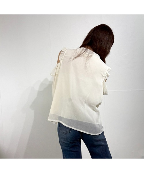 owen(オーウェン)の「シフォン フリル オフショル トップス ブラウス シャツ(シャツ/ブラウス・レディース・ベージュ・S/M/L)」の7枚目の写真