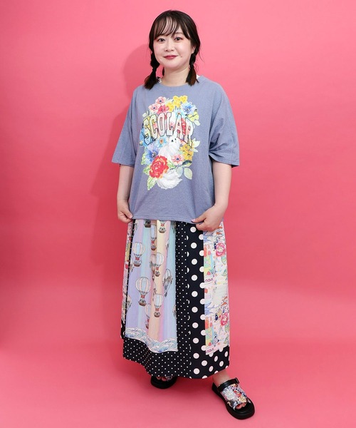 ScoLar(スカラー)の「ScoLar(スカラー) 花ネコ柄 ローズジャガードプルオーバー(Tシャツ/カットソー・レディース・オフホワイト/ブルー/チャコールグレー・MEDIUM)」の4枚目の写真