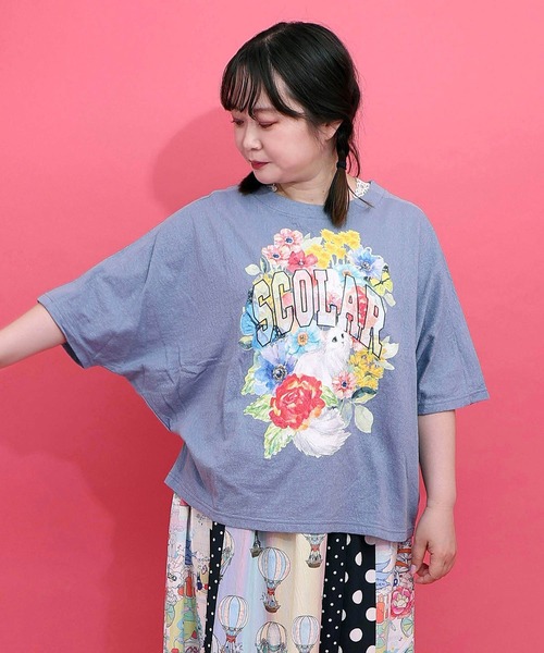 ScoLar(スカラー)の「ScoLar(スカラー) 花ネコ柄 ローズジャガードプルオーバー(Tシャツ/カットソー・レディース・オフホワイト/ブルー/チャコールグレー・MEDIUM)」の5枚目の写真