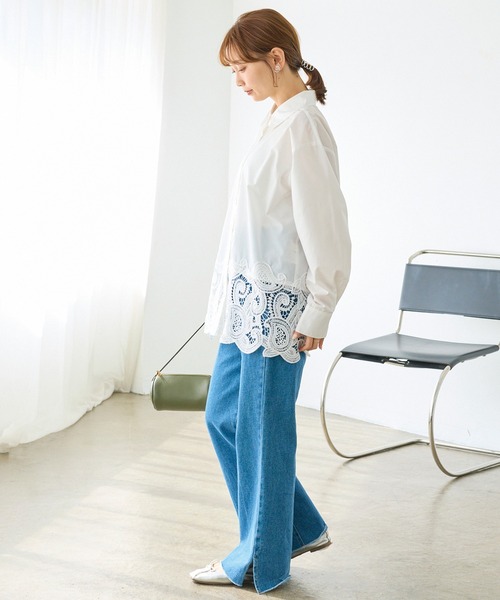 LAVEANGE（ラビアンジェ）の「裾レースシャツブラウス｜レイヤード/羽織り/オフィス/大人カジュアル/きれいめ（シャツ/ブラウス・レディース・オフホワイト/ブラック・LL/4L/3L/M/5L）」の14枚目の写真