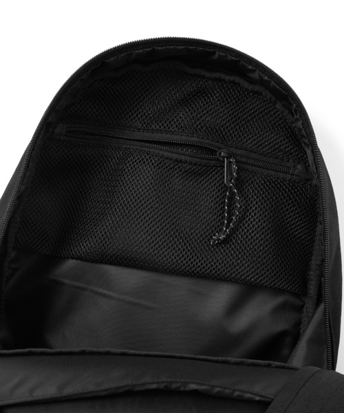 thisisneverthat(ディスイズネバーザット)の「SP-Logo OD Backpack 30(バックパック/リュック・メンズ・ブラック・FREE)」の6枚目の写真