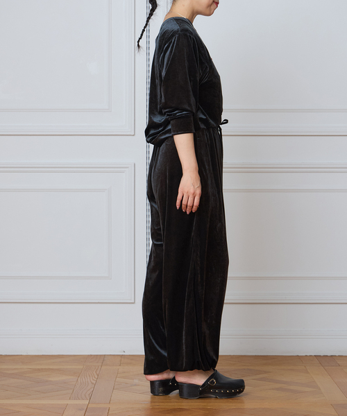 IENA LA BOUCLE(イエナラブークル)の「IENA LA BOUCLEトリアセベロアイージーパンツ(その他パンツ・レディース・ブラック/ピンク・36/38)」の12枚目の写真