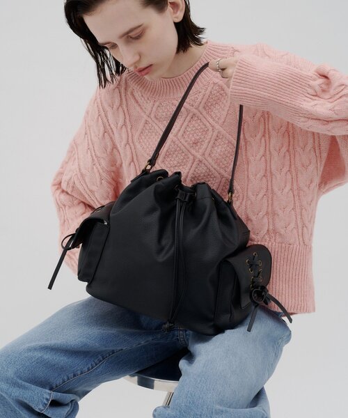 CIAOPANIC TYPY(チャオパニックティピー)の「:【ZOZO限定】アソート素材レースアップデザイン巾着バッグ(ショルダーバッグ・レディース・ブラック/キャメル・ONE SIZE)」の1枚目の写真