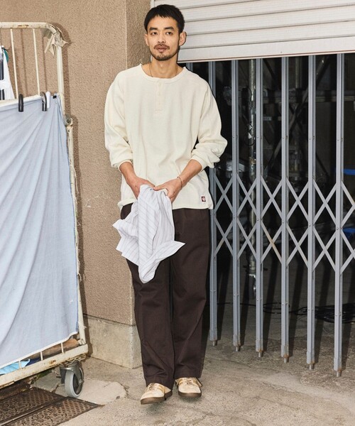 RED KAP（レッドキャップ）の「RED KAP/レッドキャップ 別注 ヘンリーネック ロングスリーブ サーマル Tシャツ（Tシャツ/カットソー・メンズ・オリーブ/ブラック/ホワイト/チャコールグレー・SMALL/MEDIUM/LARGE）」の15枚目の写真
