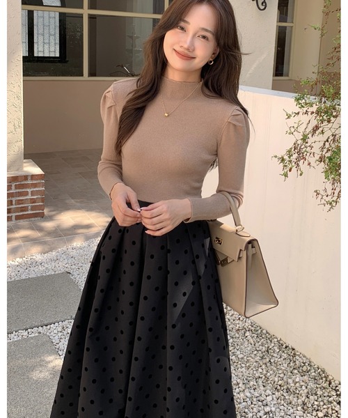 BIRTHDAY BASH（バースデイバッシュ）の「DOT VOLUME SKIRT(ドットボリュームタックフレアスカート)（スカート・レディース・ブラック・LARGE/SMALL）」の4枚目の写真