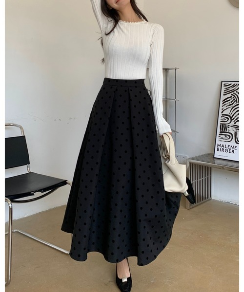 BIRTHDAY BASH（バースデイバッシュ）の「DOT VOLUME SKIRT(ドットボリュームタックフレアスカート)（スカート・レディース・ブラック・LARGE/SMALL）」の13枚目の写真