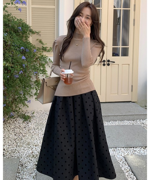 BIRTHDAY BASH（バースデイバッシュ）の「DOT VOLUME SKIRT(ドットボリュームタックフレアスカート)（スカート・レディース・ブラック・LARGE/SMALL）」の3枚目の写真