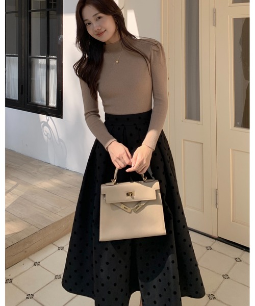 BIRTHDAY BASH（バースデイバッシュ）の「DOT VOLUME SKIRT(ドットボリュームタックフレアスカート)（スカート・レディース・ブラック・LARGE/SMALL）」の6枚目の写真