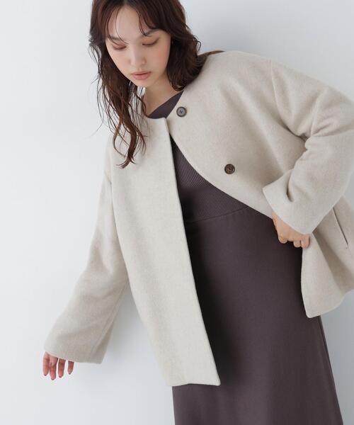 NATURAL BEAUTY BASIC(ナチュラルビューティーベーシック)の「<EC限定カラー:イエロー>カシミヤブレンドハーフコート(その他アウター・レディース・ブラック/イエロー/ブルー/ベージュ/ブラウン・MEDIUM/SMALL/LARGE)」の4枚目の写真