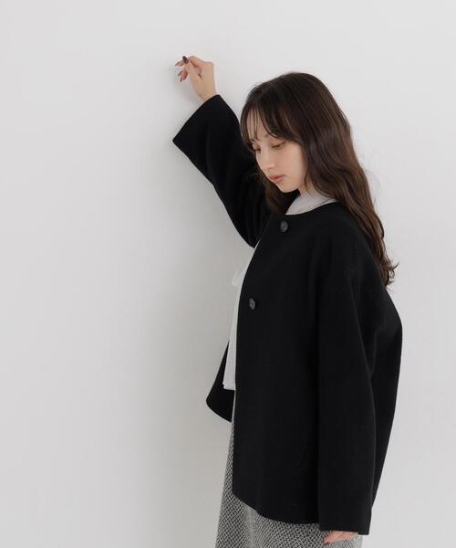 NATURAL BEAUTY BASIC(ナチュラルビューティーベーシック)の「<EC限定カラー:イエロー>カシミヤブレンドハーフコート(その他アウター・レディース・ブラック/イエロー/ブルー/ベージュ/ブラウン・MEDIUM/SMALL/LARGE)」の11枚目の写真
