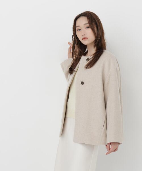 NATURAL BEAUTY BASIC(ナチュラルビューティーベーシック)の「<EC限定カラー:イエロー>カシミヤブレンドハーフコート(その他アウター・レディース・ブラック/イエロー/ブルー/ベージュ/ブラウン・MEDIUM/SMALL/LARGE)」の21枚目の写真