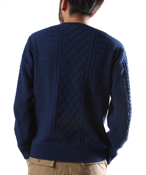 FREAK'S STORE（フリークスストア）の「インディゴケーブルニットプルオーバー（ニット/セーター・メンズ・ネイビー/ブルー・MEDIUM/LARGE）」の4枚目の写真