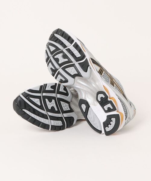 ADAM ET ROPE'(アダムエロペ)の「ASICS GEL-KAYANO 14 1203A740(その他シューズ・メンズ・ホワイト・27.0cm/27.5cm/28.0cm/28.5cm/26.0cm)」の3枚目の写真