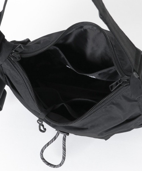 THE GOODLAND MARKET(ザグッドランドマーケット)の「F/CE. TWILL 2 WAY SHOULDER TOTE(ショルダーバッグ・メンズ・ベージュ/ブラック・FREE)」の14枚目の写真