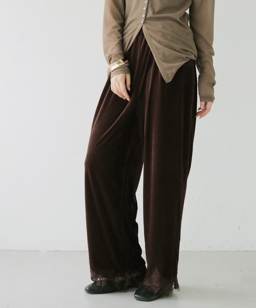 cheriella(シェリエラ)の「【cheriella】ベロアレースパンツ VELOUR LACE PANTS(その他パンツ・レディース・ブラウン/ブラック・FREE)」の5枚目の写真