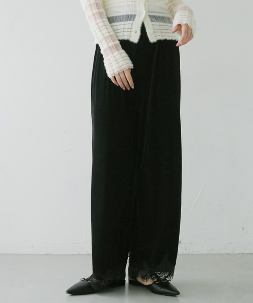 cheriella(シェリエラ)の「【cheriella】ベロアレースパンツ VELOUR LACE PANTS(その他パンツ・レディース・ブラウン/ブラック・FREE)」の15枚目の写真