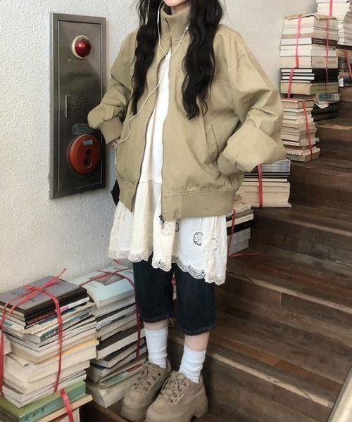 FLINEA（フリネア）の「スタンドカラーリラックスジャケット（スタジャン・レディース・モカ/カーキ・FREE）」の10枚目の写真