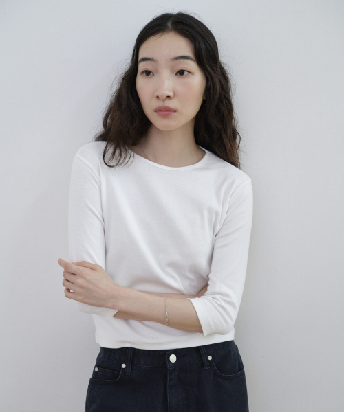 STEP AROUND(ステップアラウンド)の「ベーシック 7分袖 スリムTシャツ_ホワイト(Tシャツ/カットソー・レディース・その他・FREE)」の4枚目の写真