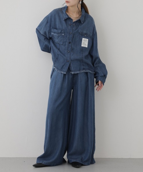 EGLANTINE(エグランティーヌ)の「EGLANTINE セルロースダンガリーパンツ(デニムパンツ・レディース・ブルー/インディゴブルー・38)」の7枚目の写真
