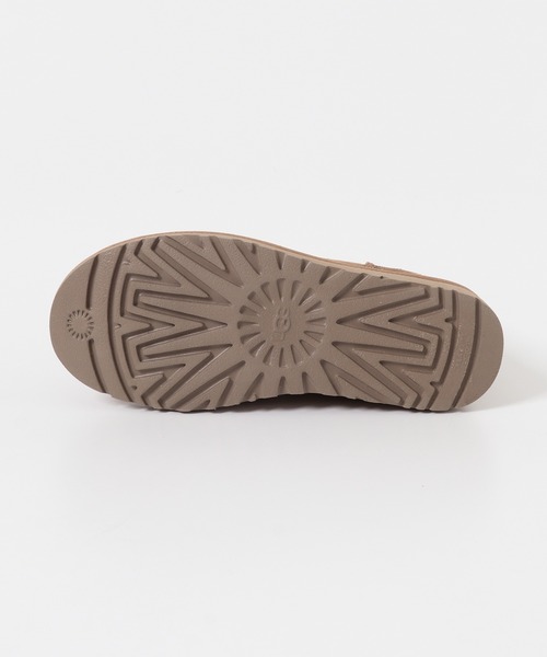 UGG(アグ)の「『WEB限定』UGG CLASSIC ULTRA MINI(ブーツ・レディース・キャメル/ブラック・6/7/8)」の12枚目の写真