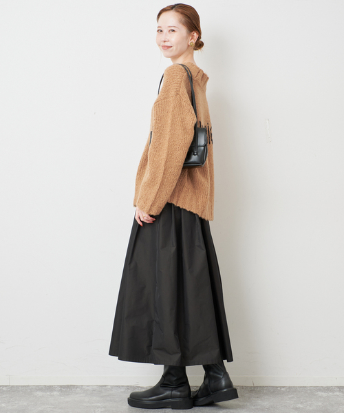 SLOBE IENA(スローブイエナ)の「アルパカ混バックロゴルーズニット(ニット/セーター・レディース・キャメル/パープル/アイボリー・FREE)」の21枚目の写真