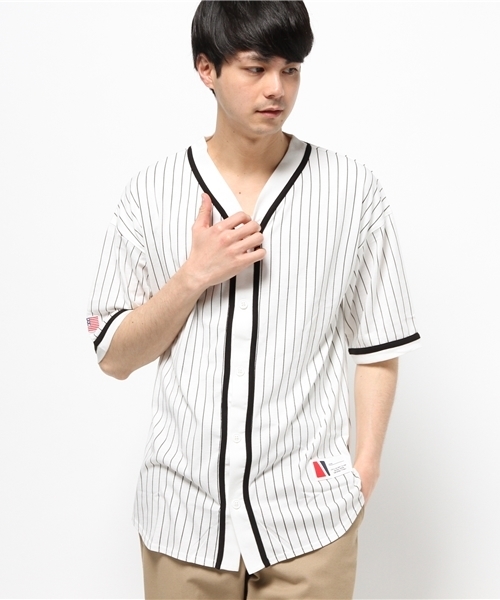 WEGO(ウィゴー)の「WEGO/カットベースボールシャツ(シャツ/ブラウス・メンズ・ホワイト系その他/レッド/ブラック/ブラック系その他/その他1/ネイビー/ホワイト/グリーン・LARGE/MEDIUM)」の17枚目の写真