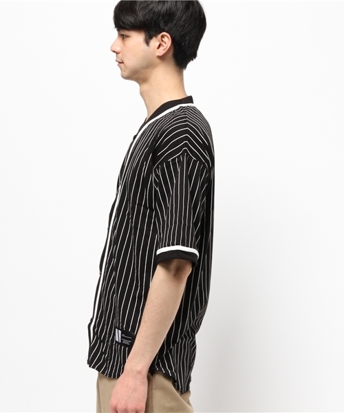 WEGO(ウィゴー)の「WEGO/カットベースボールシャツ(シャツ/ブラウス・メンズ・ホワイト系その他/レッド/ブラック/ブラック系その他/その他1/ネイビー/ホワイト/グリーン・LARGE/MEDIUM)」の9枚目の写真