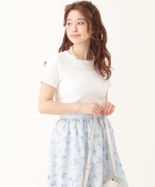 earth music&ecology(アースミュージックアンドエコロジー)の「ワイドリブ半袖プルオーバー(Tシャツ/カットソー・レディース・ネイビー/オフホワイト/ブラック/カーキ・MEDIUM/SMALL)」の6枚目の写真