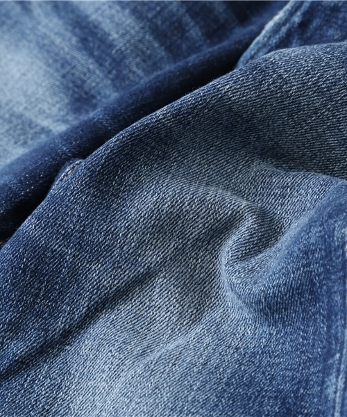 MOUSSY（マウジー）の「iSKO COMFORT Madeline SKINNY（デニムパンツ・レディース・ブルー・24inch/23inch/26inch/27inch/25inch）」の11枚目の写真