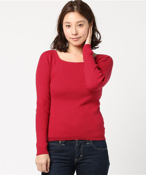 Honeys(ハニーズ)の「スクエアネックプルオーバー(ニット/セーター・レディース・ネイビー/杢グレー/ホワイト×ピンク/オフホワイト/アイボリー/ブラック/レッド/グレー系その他/ホワイト×ブルー・M/L)」の9枚目の写真