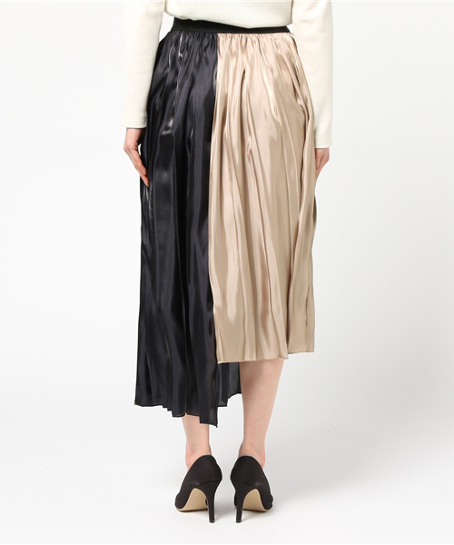 PEGGY LANA(ペギーラナ)の「グロッシーサテンプリーツSK(スカート・レディース・ベージュ・FREE)」の4枚目の写真