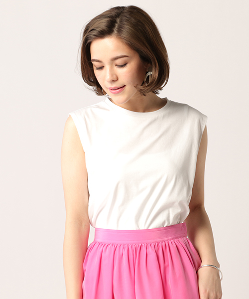 ESTNATION(エストネーション)の「ESTNATION ハイゲージジャージーノースリーブカットソー(Tシャツ/カットソー・レディース・ホワイト/ピンク/ブラック・38)」の10枚目の写真