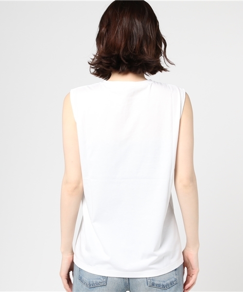 ESTNATION(エストネーション)の「ESTNATION ハイゲージジャージーノースリーブカットソー(Tシャツ/カットソー・レディース・ホワイト/ピンク/ブラック・38)」の17枚目の写真