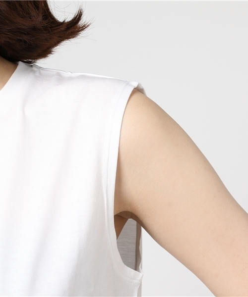 ESTNATION(エストネーション)の「ESTNATION ハイゲージジャージーノースリーブカットソー(Tシャツ/カットソー・レディース・ホワイト/ピンク/ブラック・38)」の19枚目の写真