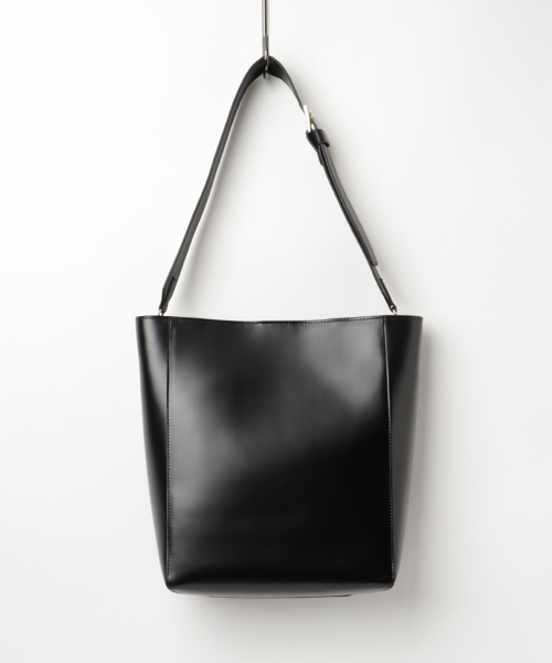 CLANE（クラネ）の「VARIOUS SERIES WIDE BAND TOTE（トート