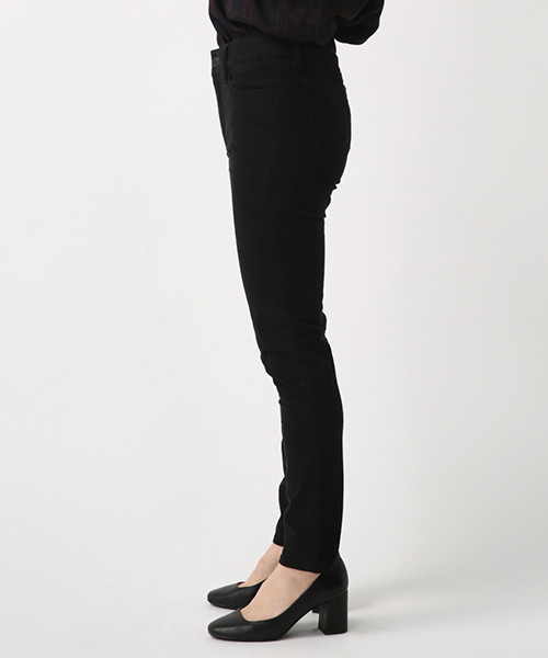 AZUL by moussy（アズールバイマウジー）の「ROYOスキニーパンツ（その他パンツ・レディース・ネイビー/ブラック/ボルドー・LARGE/MEDIUM/SMALL/X-SMALL）」の22枚目の写真