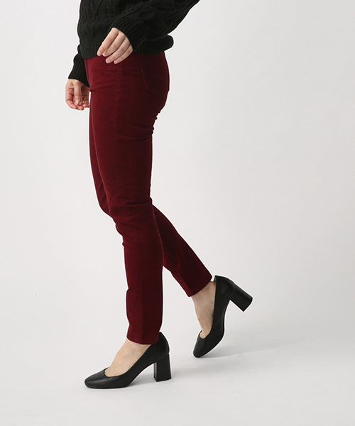 AZUL by moussy（アズールバイマウジー）の「ROYOスキニーパンツ（その他パンツ・レディース・ネイビー/ブラック/ボルドー・LARGE/MEDIUM/SMALL/X-SMALL）」の5枚目の写真