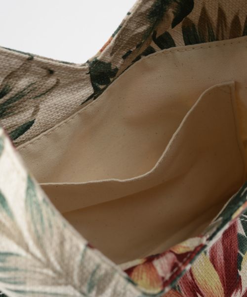 CONTROL FREAK / CTFK（コントロールフリーク）の「ボタニカルワンハンドルバッグ（ハンドバッグ・レディース・ブラック/ネイビー/アイボリー・FREE）」の4枚目の写真