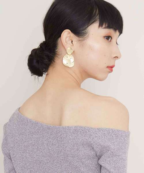 STUDIOUS（ステュディオス）の「クレーターサークルイヤリング（イヤリング・レディース・シルバー/ゴールド・FREE）」の6枚目の写真