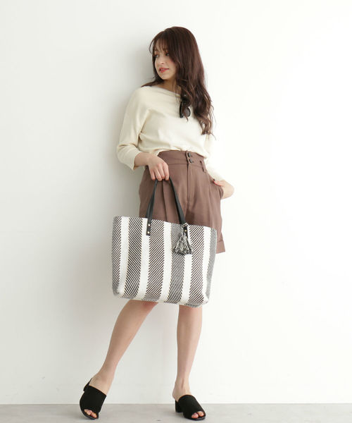 FREE'S MART（フリーズマート）の「総針裾ダーツコンパクトニット（ニット/セーター・レディース・ホワイト/ホワイト系その他/パープル/ブルー・FREE）」の9枚目の写真