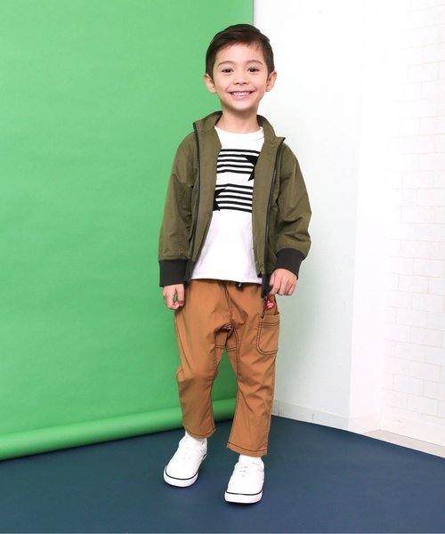 BREEZE（ブリーズ）の「バックプリントブルゾン（ブルゾン・キッズ・ライトグレー/ブラック/カーキ・90/80/100/110/120/130/140）」の7枚目の写真