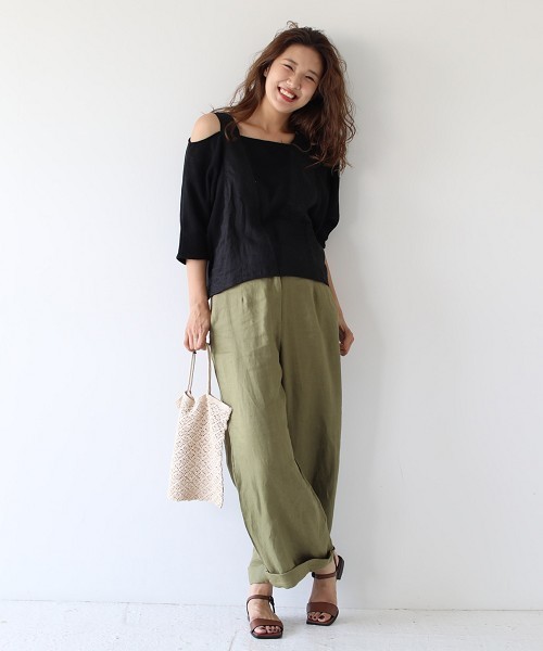 TODAYFUL（トゥデイフル）の「ベルトワイドパンツ（その他パンツ・レディース・カーキ/ネイビー・38inch/36inch）」の6枚目の写真