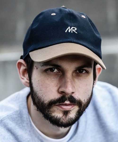 MR.OLIVE（ミスターオリーブ）の「RACAL×MR.OLIVE COLLABORATION /  MR LOGO COMBI COLOR  BASEBALL CAP（キャップ・メンズ・ブラウン/ネイビー・FREE）」の2枚目の写真