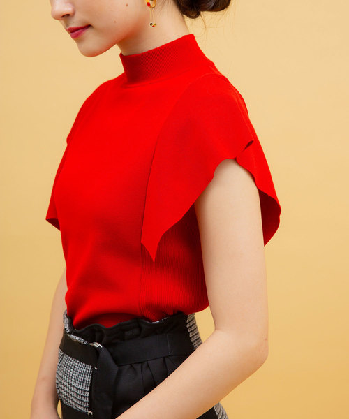 UNITED TOKYO(ユナイテッドトウキョウ)の「フレアスリーブボトルネックニット(ニット/セーター・レディース・ブラウン/ブラック/ベージュ/レッド/バーガンディー・1)」の20枚目の写真