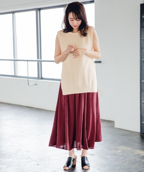 A part by（アパートバイ）の「Pギャザーマキシスカート 801525（スカート・レディース・ベージュ/ボルドー・FREE）」の4枚目の写真