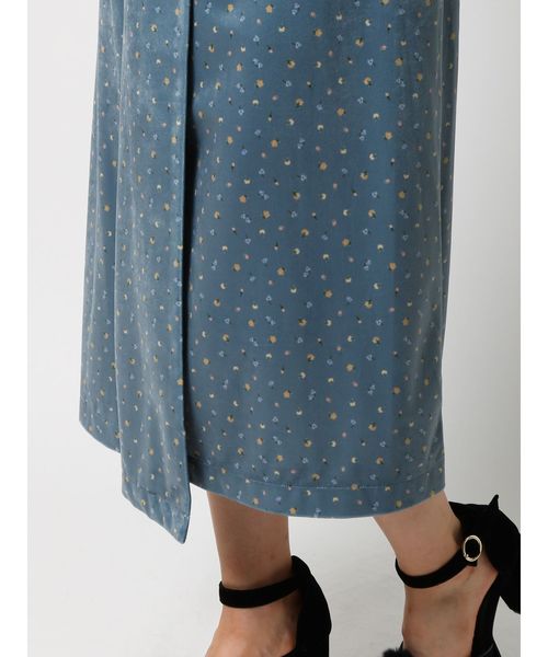 dazzlin（ダズリン）の「ベロアプリントスカート（スカート・レディース・ブラック/ボルドー/ブルー・SMALL/MEDIUM）」の9枚目の写真