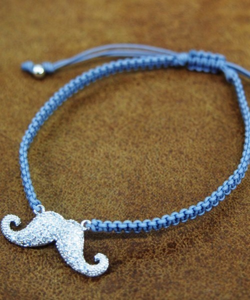 RANDOM(ランダム)の「【 RANDOM / ランダム 】 MUSTACHE CUBIC ZIRCONIA CORD BRACELET / キュービック ジルコニア ブレスレット(ブレスレット・メンズ・ネイビー/レッド/グレー/ブラック/ゴールド・FREE)」の3枚目の写真