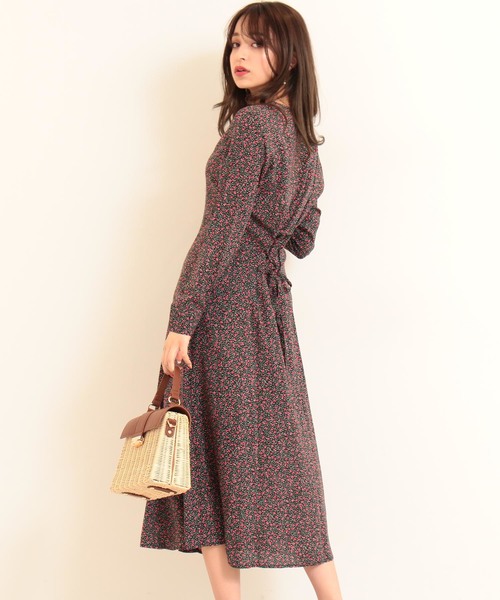 在庫一掃 N Naturalbeautybasic レトロ小花柄レースアップワンピース 驚きの値段